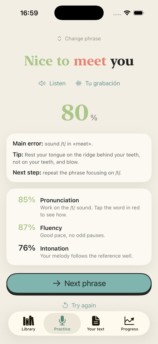 Phonema puntuando una repetición de «Nice to meet you»: 80 %, error principal el sonido /t/ de «meet», con consejo y notas por destreza.